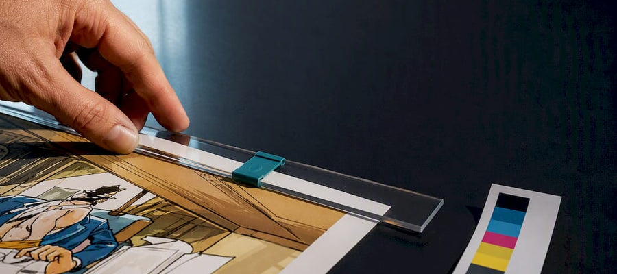 Karikaturdruck mit Beschnittzugabe und Farbproof